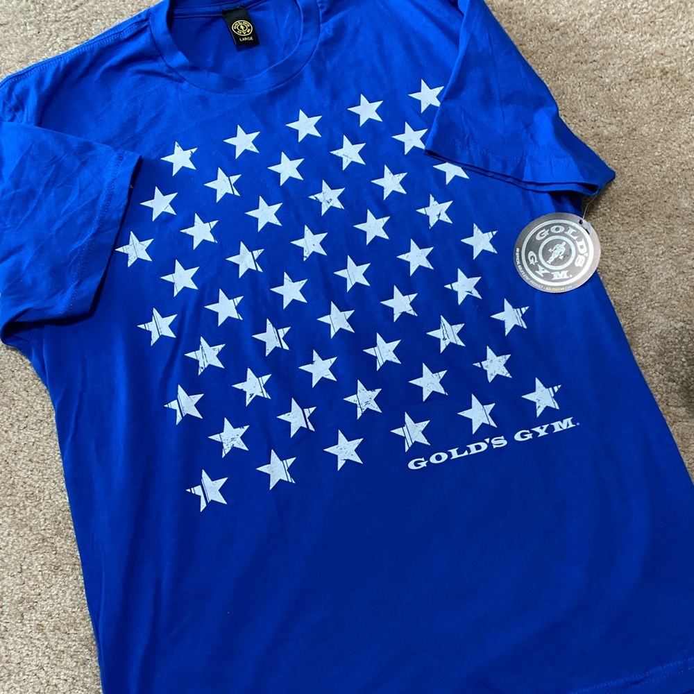 Men’s Large Gold’s Gym T- Shirt